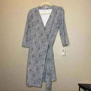 Persifor Louise Wrap Dress Valby size Medium NEW